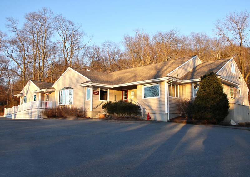 Carousel Slide 7: Sakonnet Veterinary Hospital